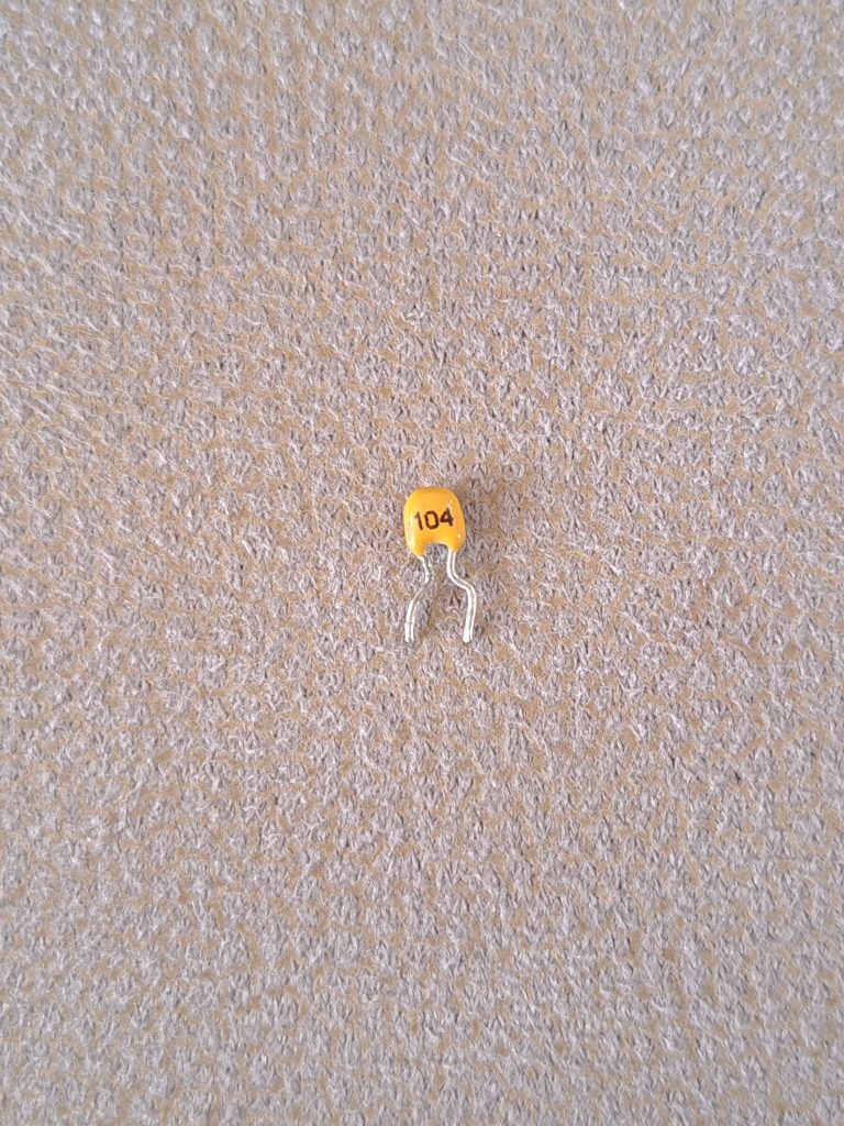 خازن مولتی لایر 100nf